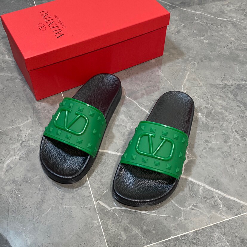 Valenti Garavani Summer V Logo Singature Sandal In Green - DopestKickz