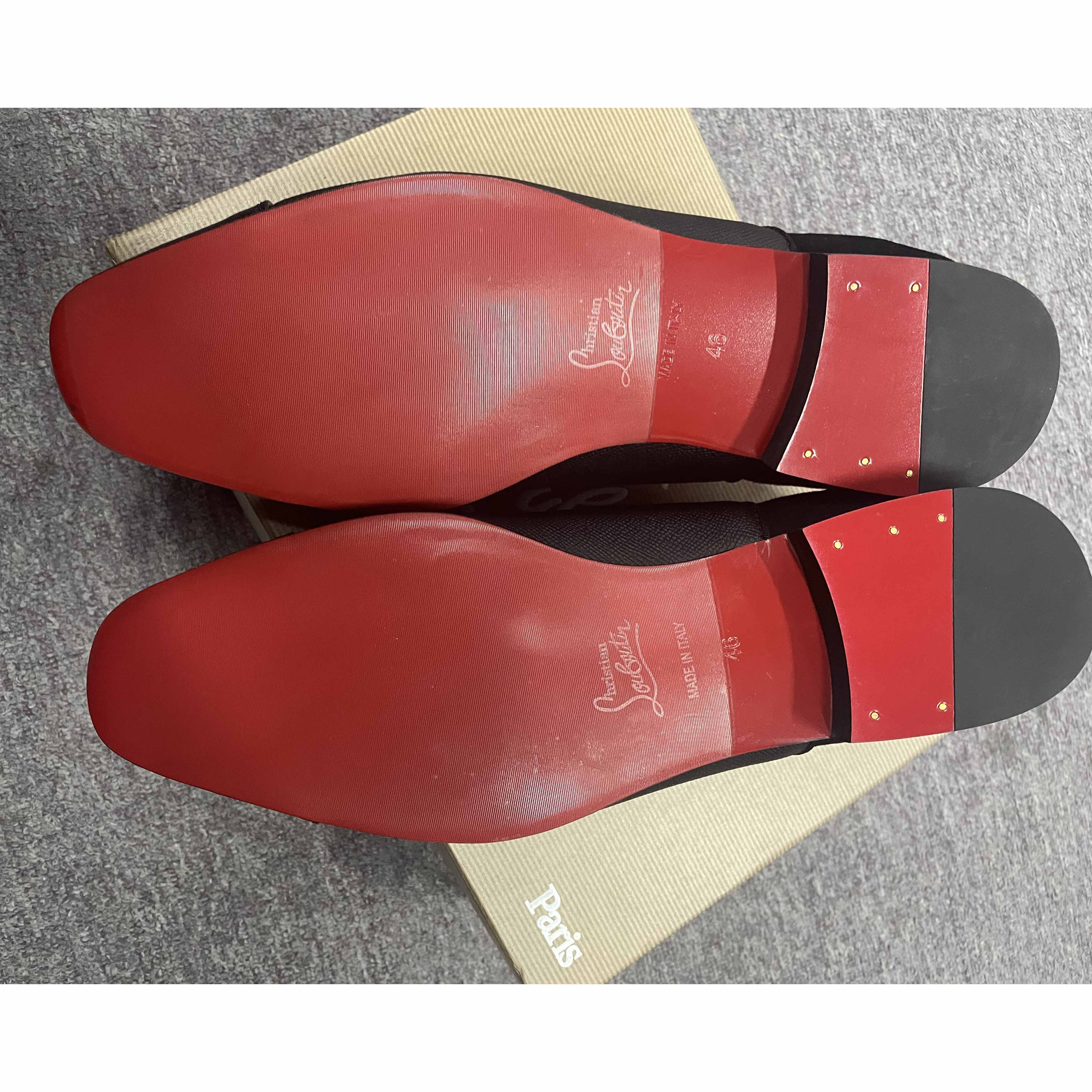 Christian Louboutin A Mile In Greggo Flat - DopestKickz