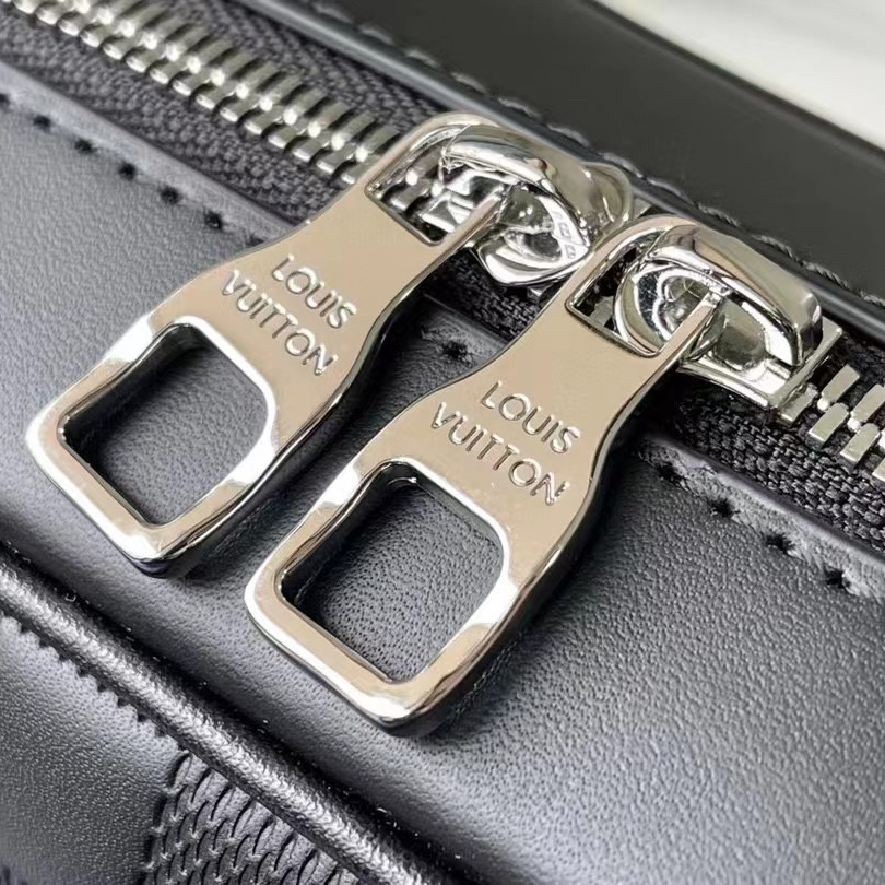 Louis Vuitton Pochette Steamer Handbag(27-18-7 CM) - DopestKickz