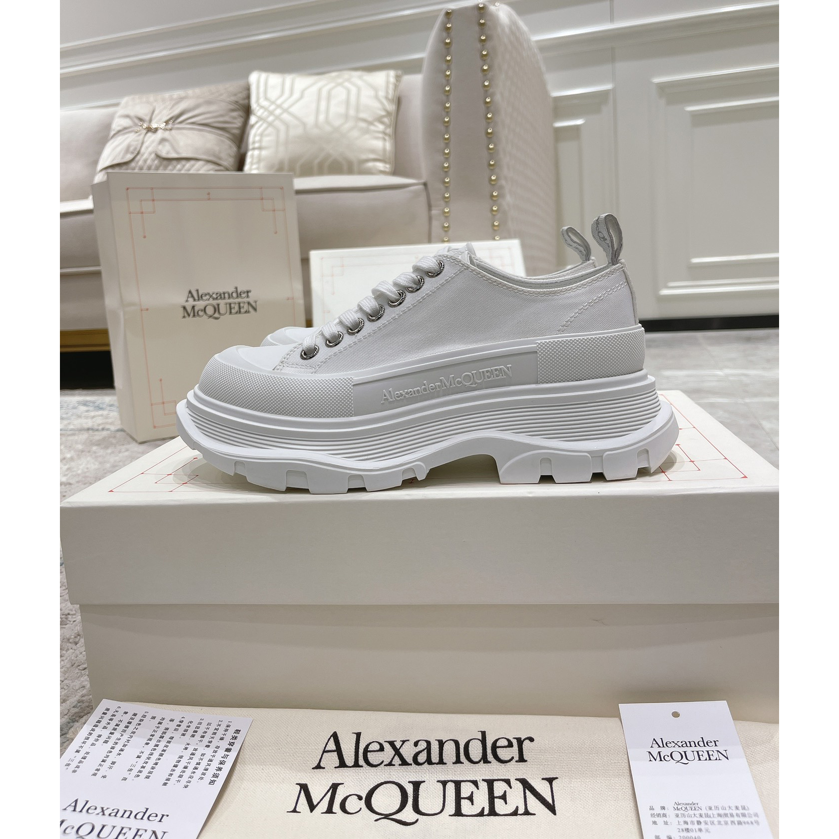 Alexander Mqueen Tread Slick Platform Low Sneakers - DopestKickz