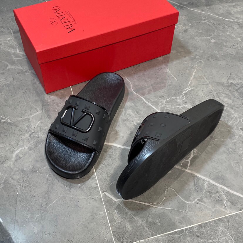 Valenti Garavani Summer V Logo Singature Sandal In Black - DopestKickz