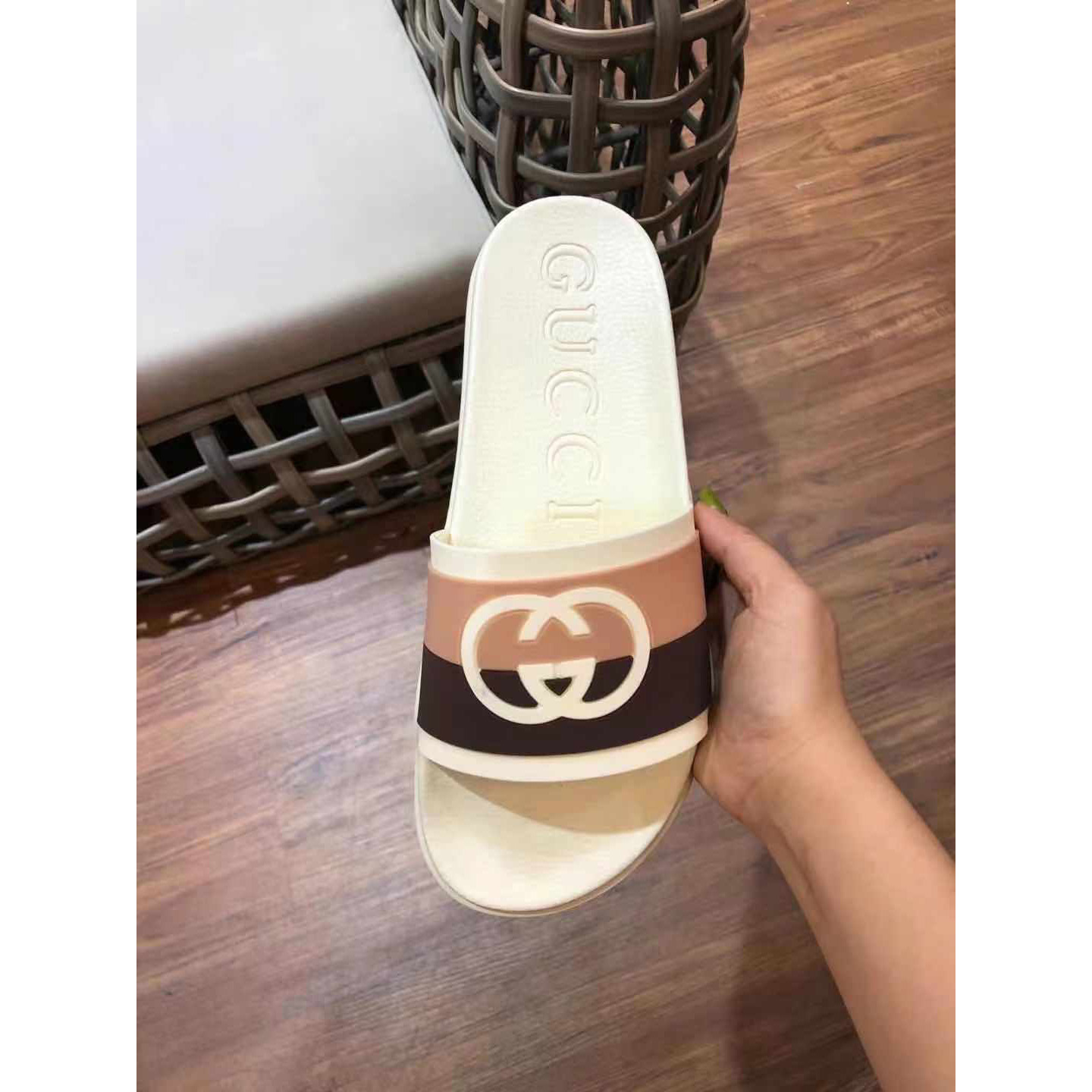 Gucci Men's Interlocking G Slide Sandal - DopestKickz