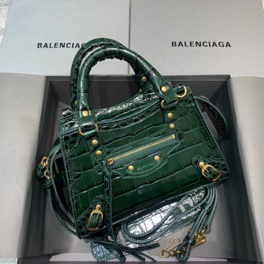 Balenciaga Handle Bag （22-16.5-9cm） - DopestKickz