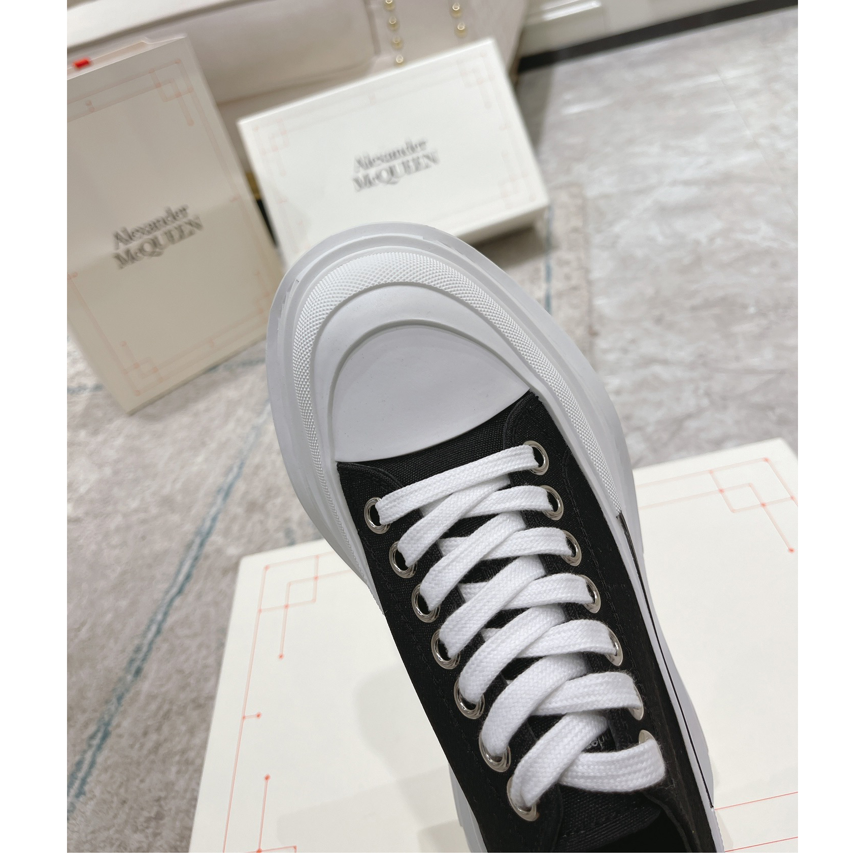 Alexander Mqueen Tread Slick Platform Low Sneakers - DopestKickz