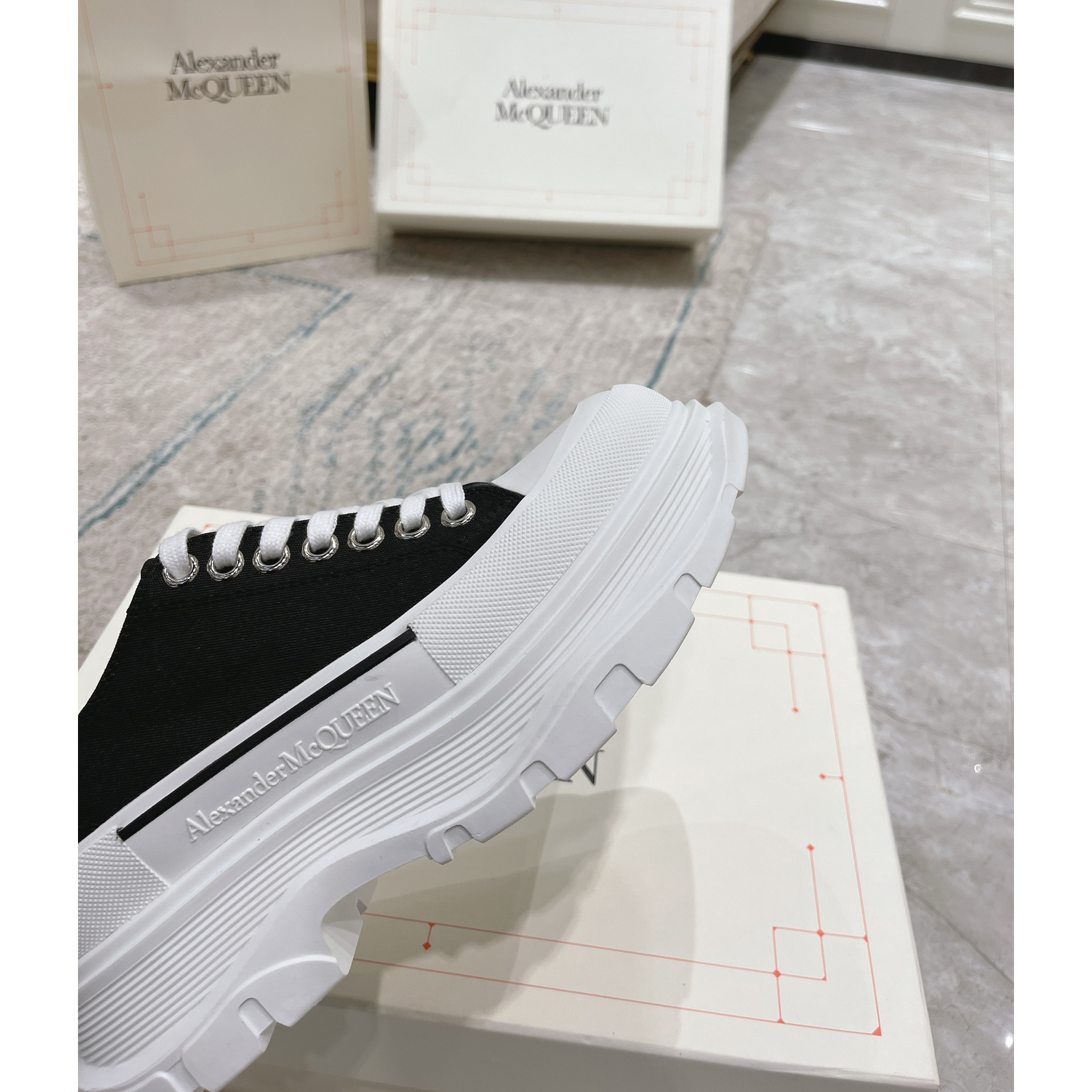 Alexander Mqueen Tread Slick Platform Low Sneakers - DopestKickz
