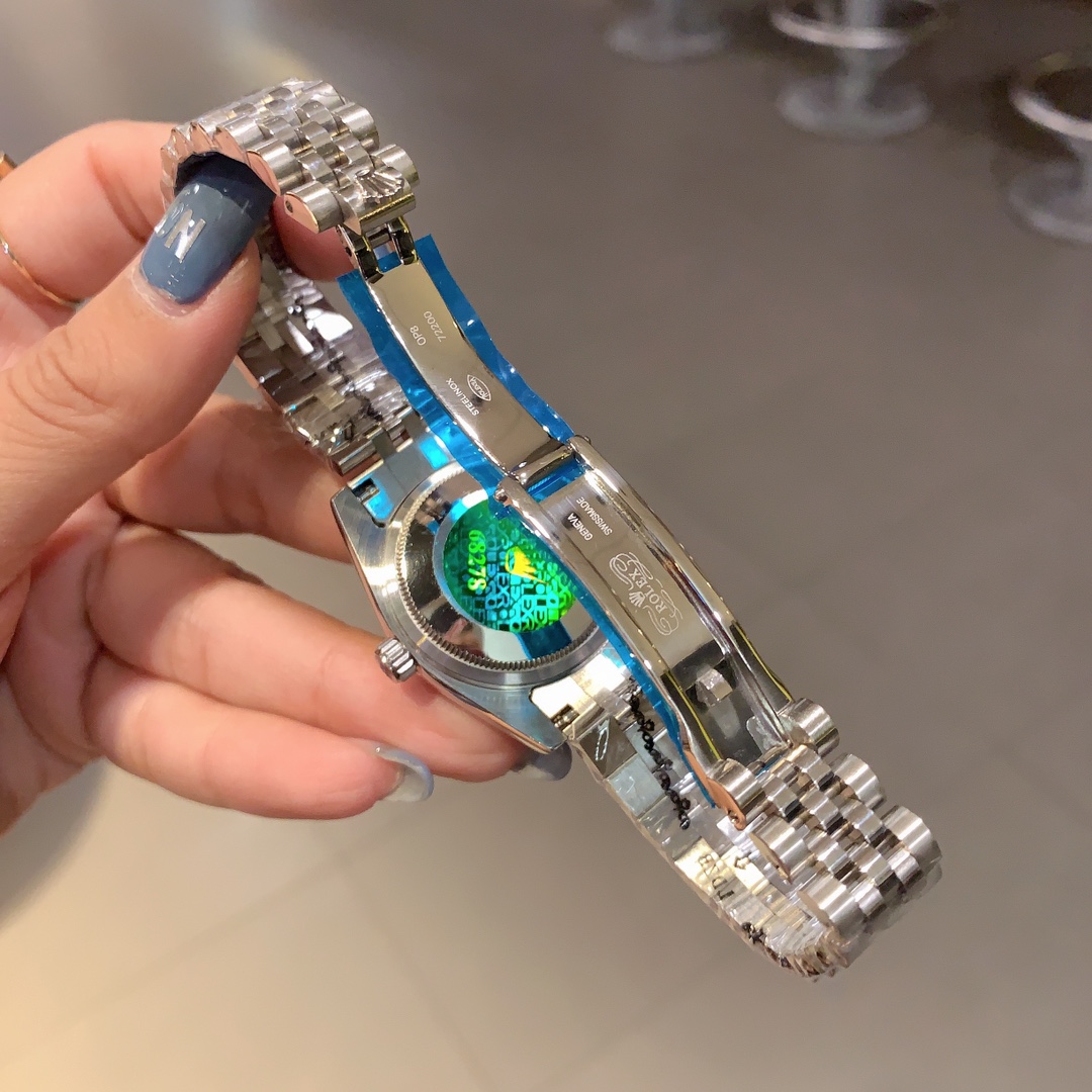 Rolex Watch  - DopestKickz