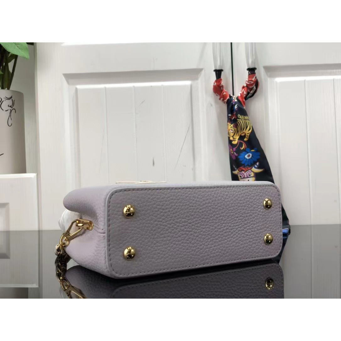 Louis Vuitton Capucines Mini Handbag (21 x 14 x 8 cm) - DopestKickz