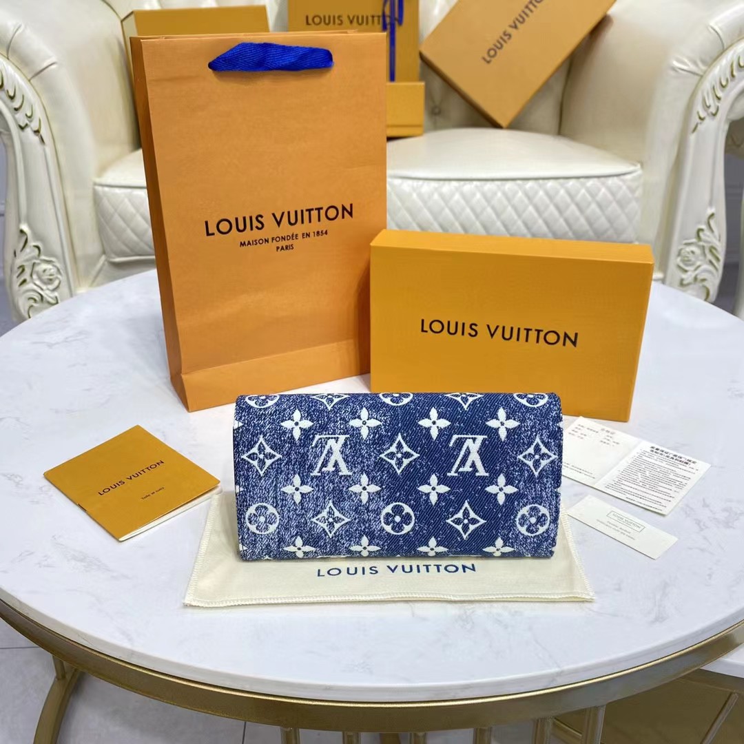 Louis Vuitton  Sarah Wallet（19.0 x 10.5 x 2.0cm） - DopestKickz