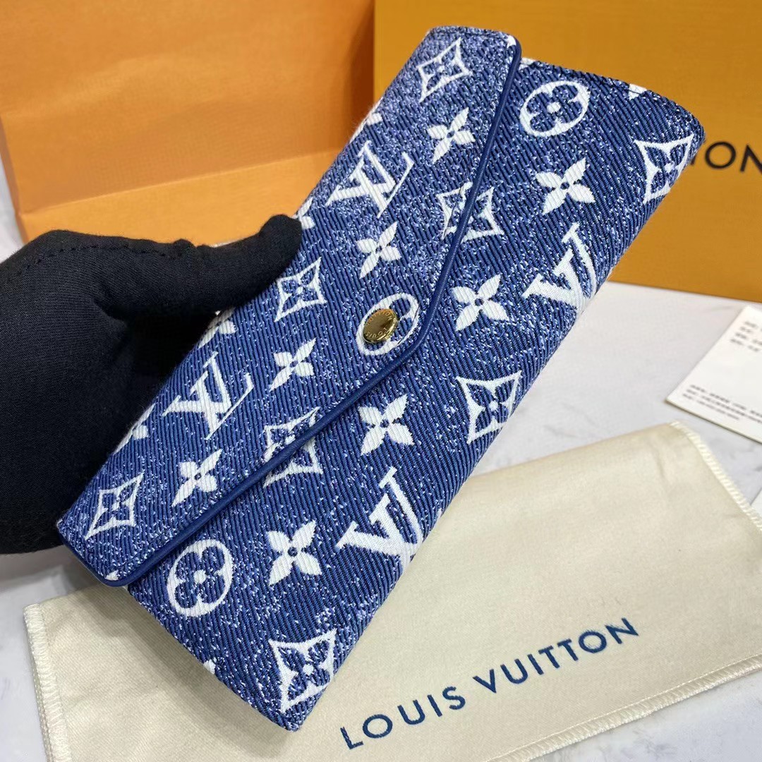 Louis Vuitton  Sarah Wallet（19.0 x 10.5 x 2.0cm） - DopestKickz
