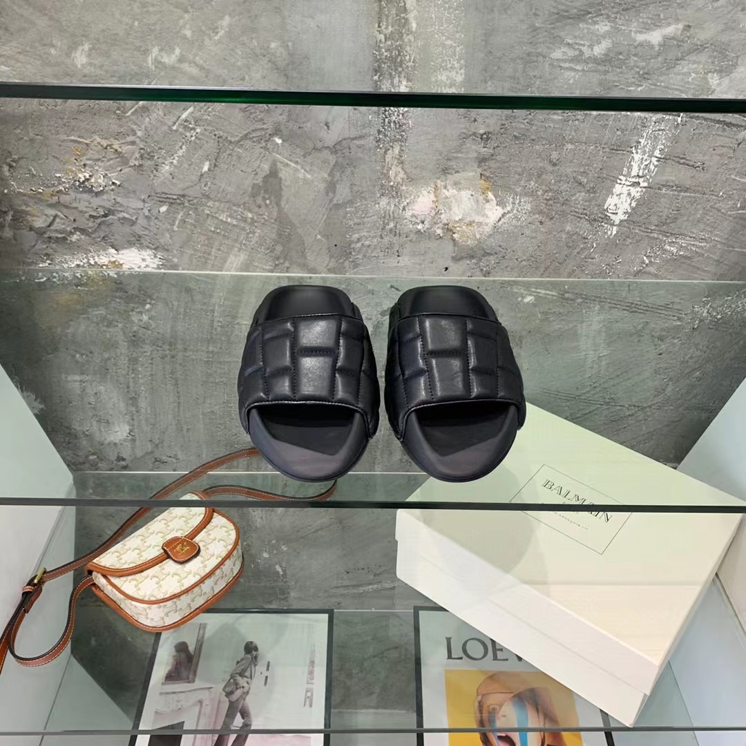 Balmain B-IT Quilted Leather Slides - DopestKickz