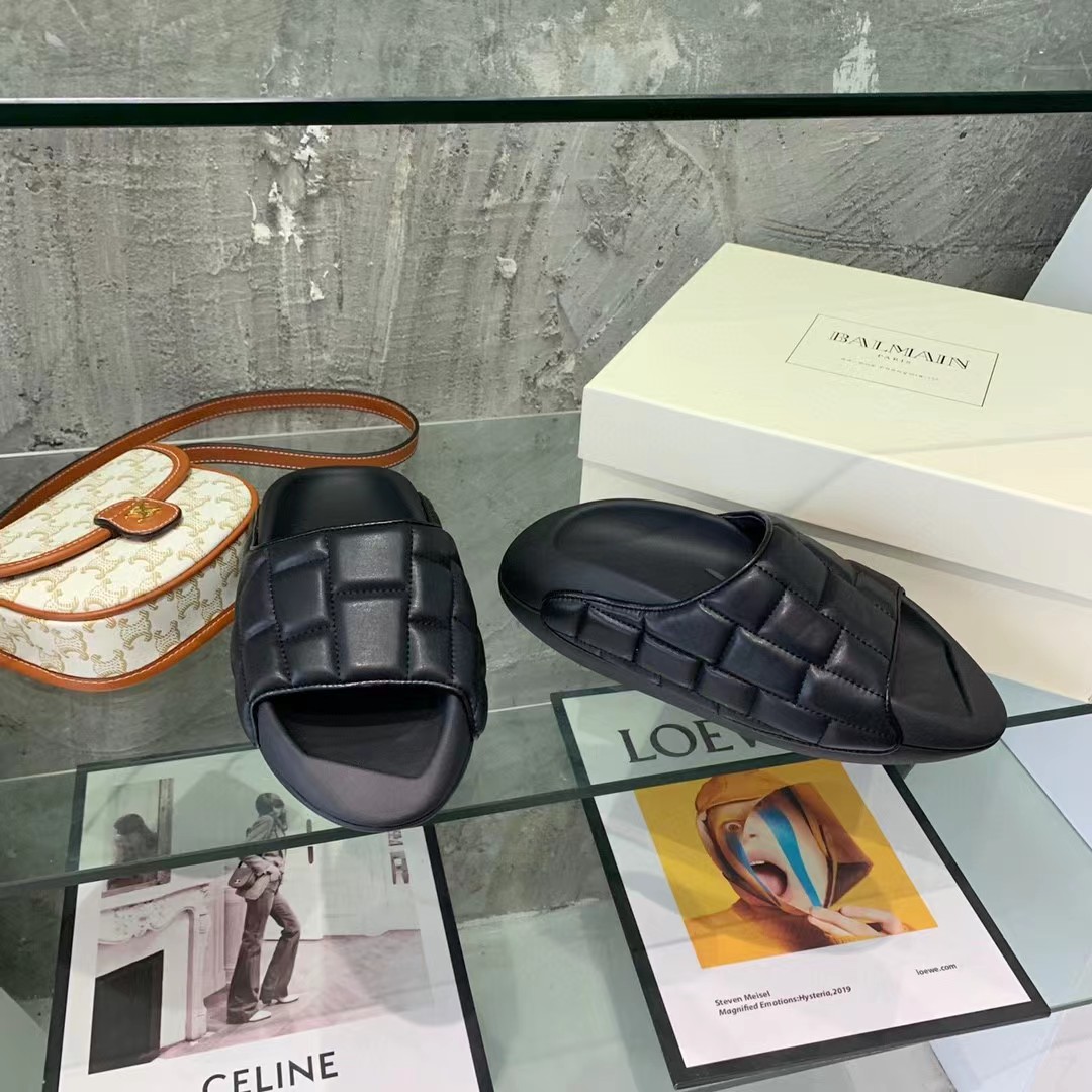Balmain B-IT Quilted Leather Slides - DopestKickz