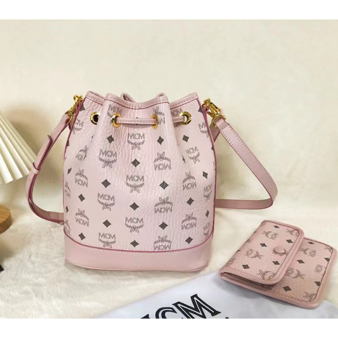 MCM Dessau Drawstring Bag (35-30-17.5CM) - DopestKickz