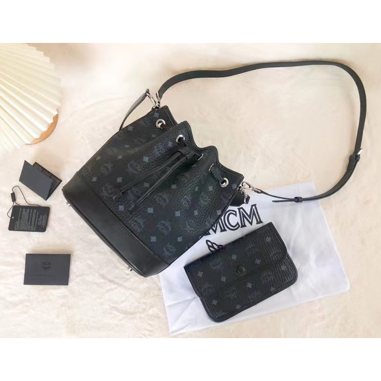 MCM Dessau Drawstring Bag (35-30-17.5CM) - DopestKickz