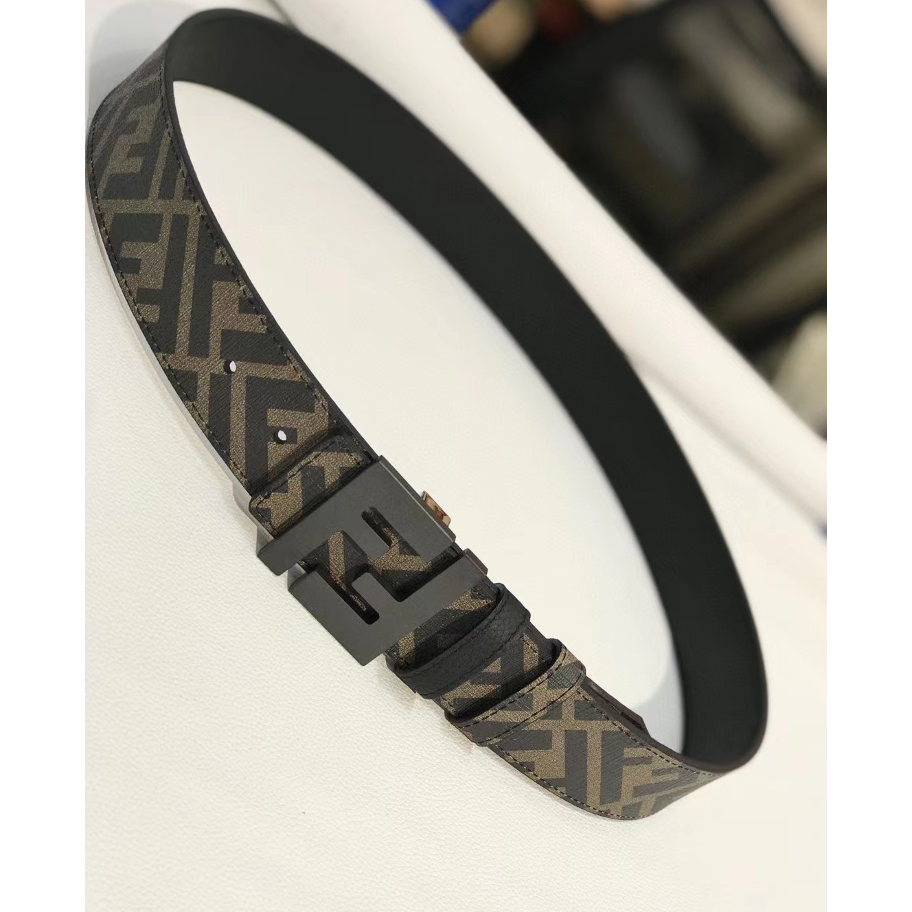 Fendi Leather Belt With FF Buckle - DopestKickz