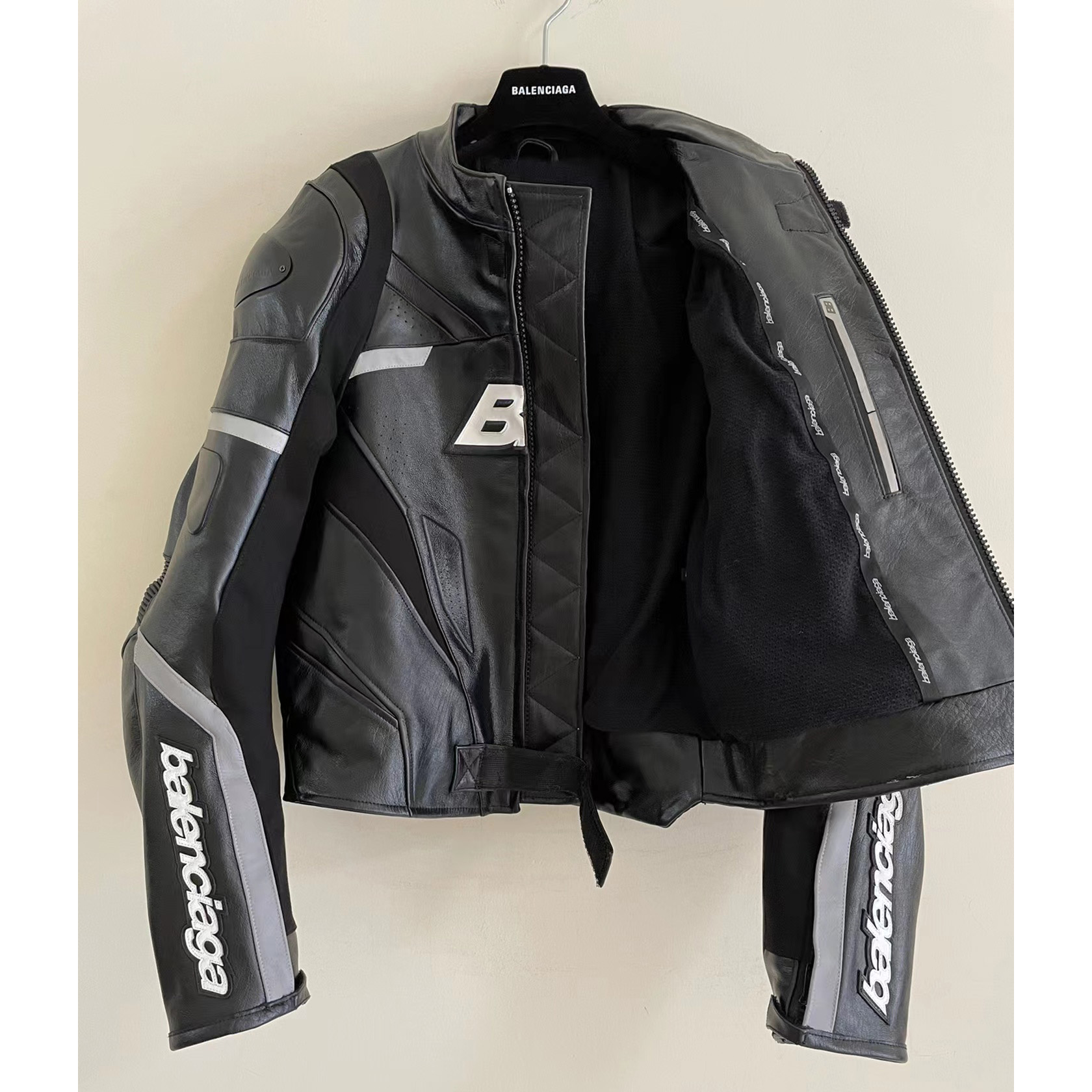 Balenciaga  Jacket In Black - DopestKickz
