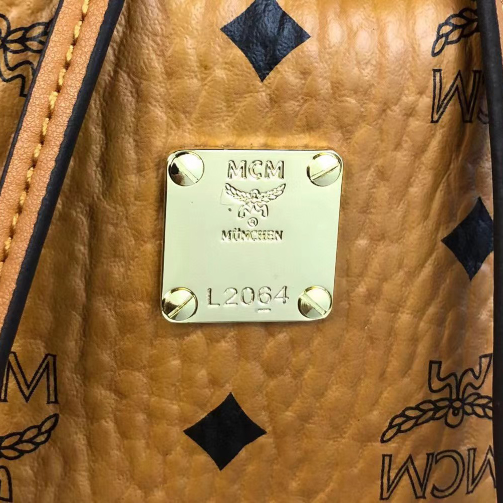 MCM Dessau Drawstring Bag In Visetos(24-25-15CM) - DopestKickz