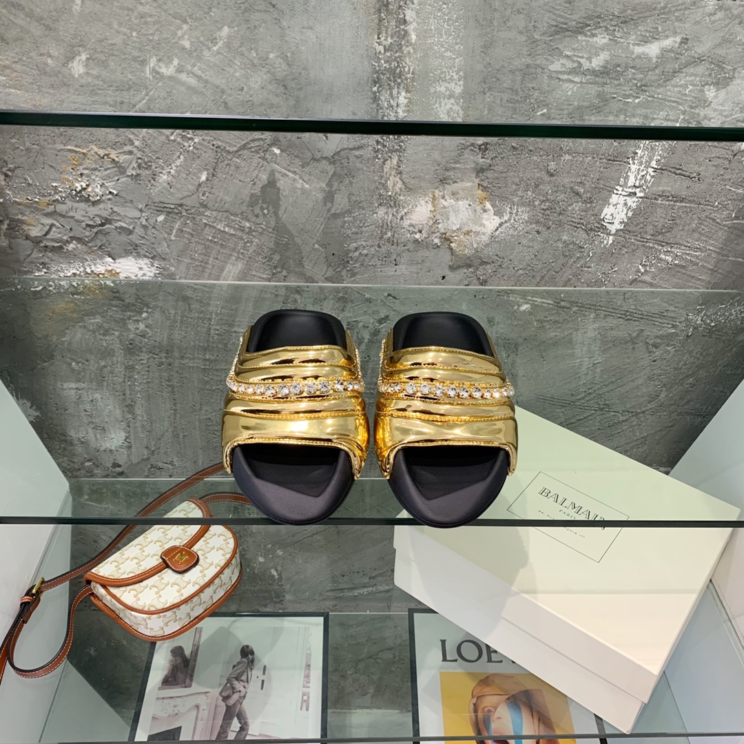 Balmain B-It-Puffy Slides - DopestKickz