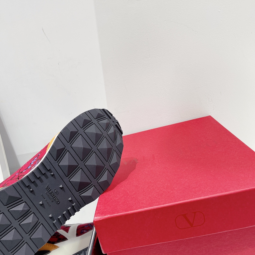 Valenti Hollow Out Series Sneaker - DopestKickz