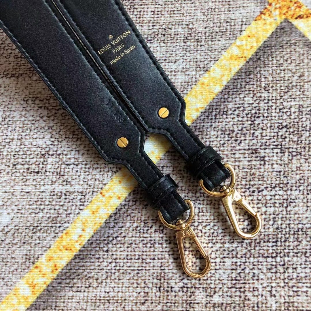 Louis Vuitton Shoulder Strap (0.2x3x105cm) - DopestKickz