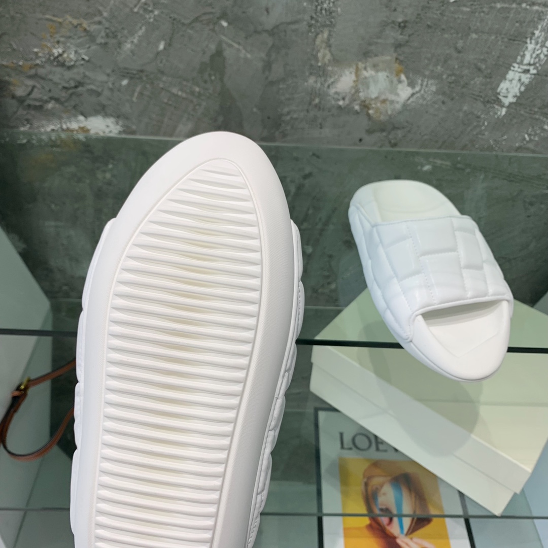 Balmain B-IT Quilted Leather Slides - DopestKickz