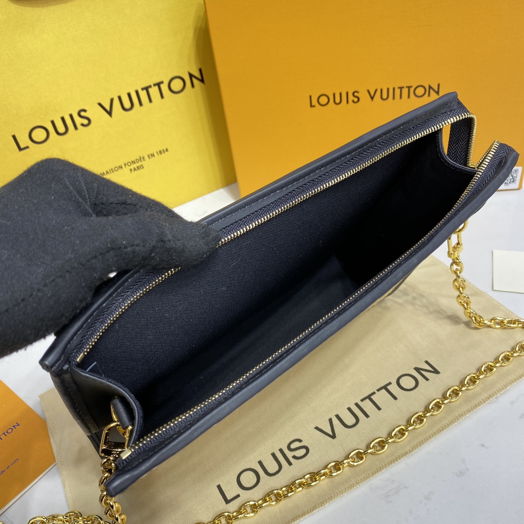 Louis Vuitton Toiletry Pouch On Chain  M81366 (26-20-5cm) - DopestKickz