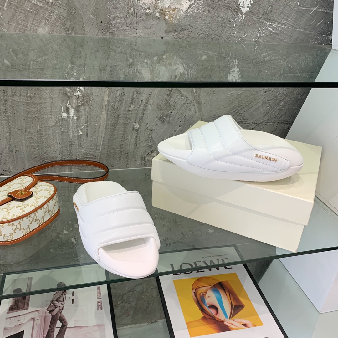 Balmain B-It-Puffy Slides - DopestKickz