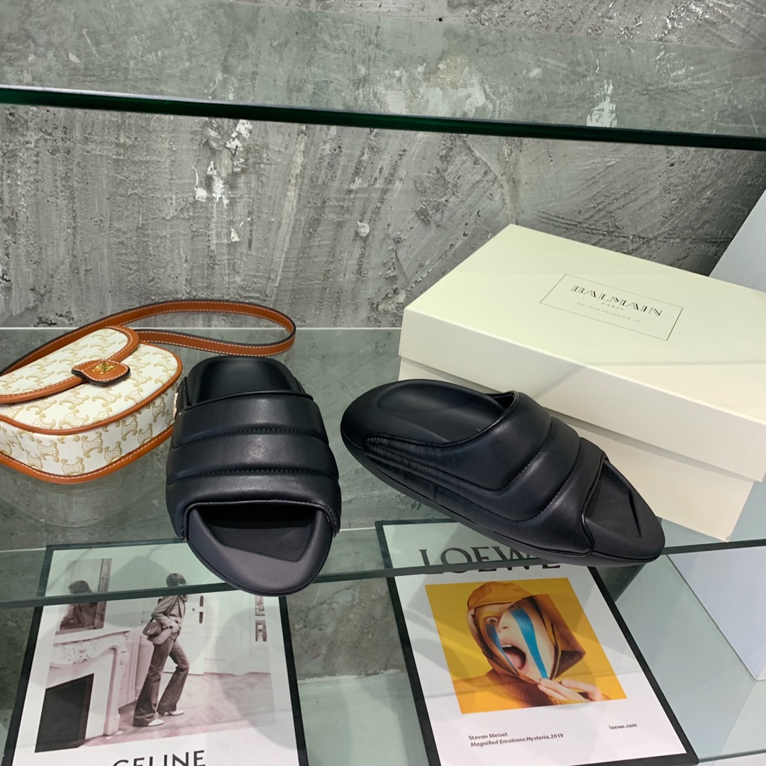 Balmain B-It-Puffy Slides - DopestKickz