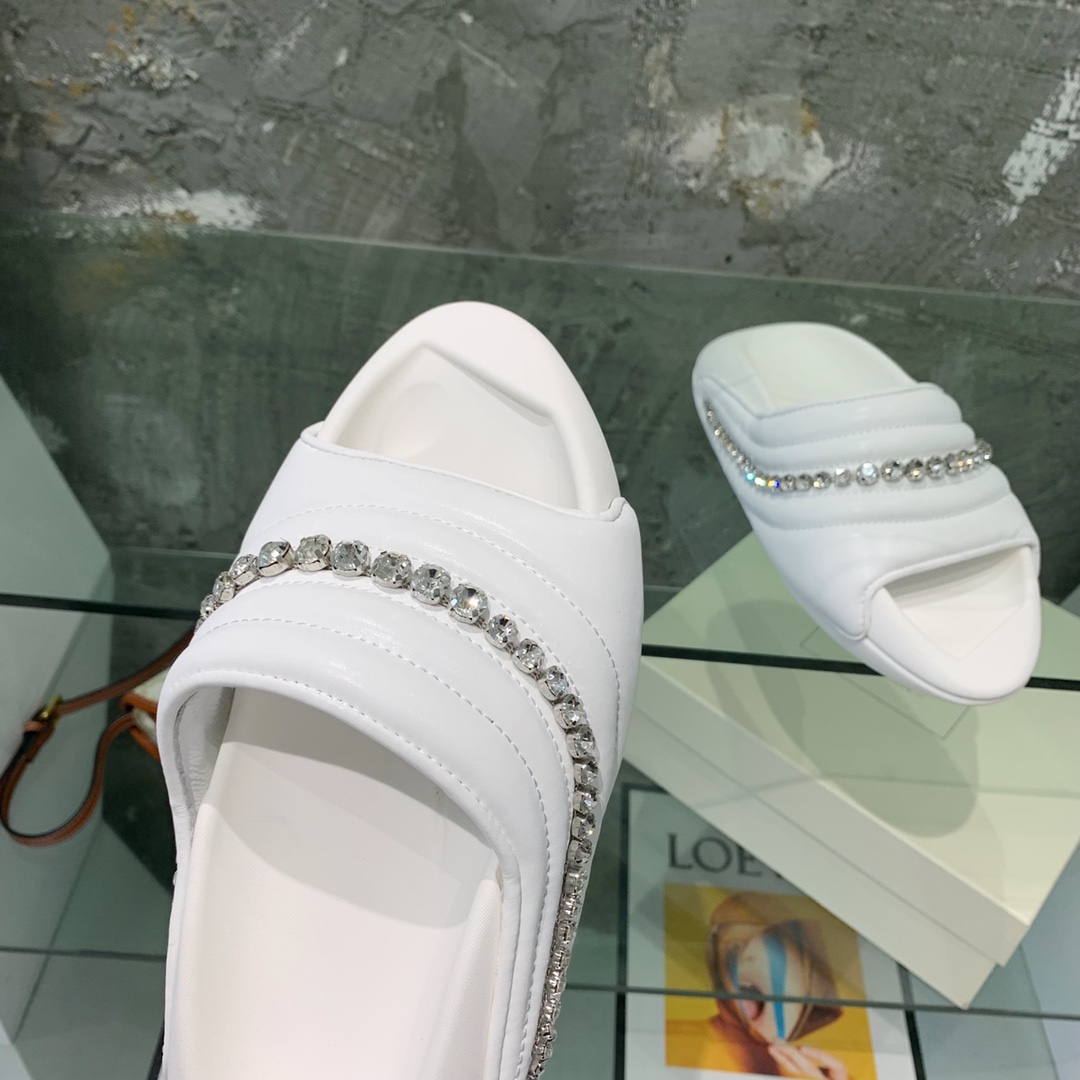 Balmain B-It-Puffy Slides - DopestKickz