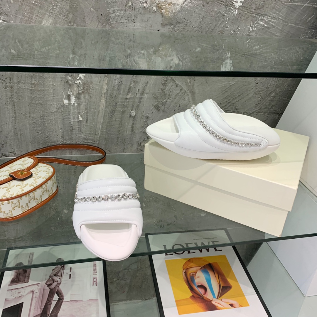 Balmain B-It-Puffy Slides - DopestKickz