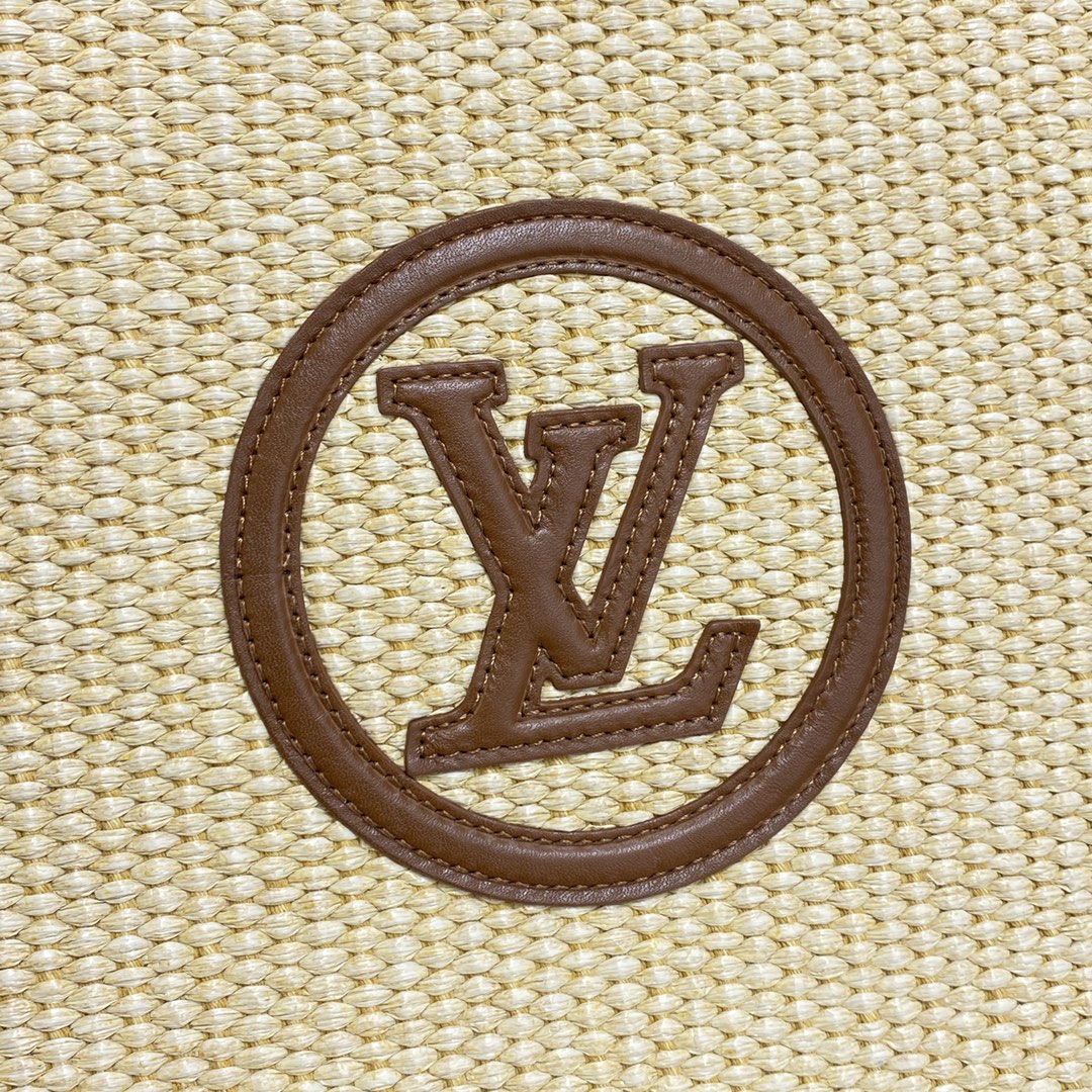 Louis Vuitton Toiletry Pouch On Chain  M81366 (26-20-5cm) - DopestKickz