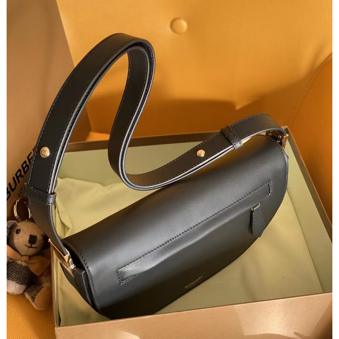 Burberry Olyma Shoulder Bag(26-15-5.5cm) - DopestKickz