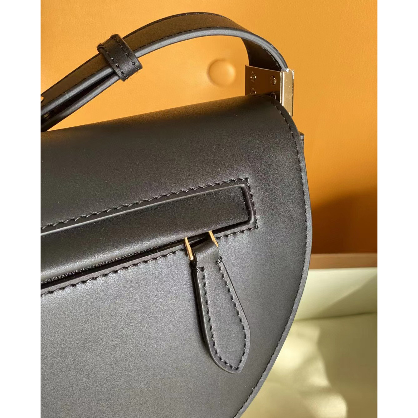 Burberry Olyma Shoulder Bag(26-15-5.5cm) - DopestKickz