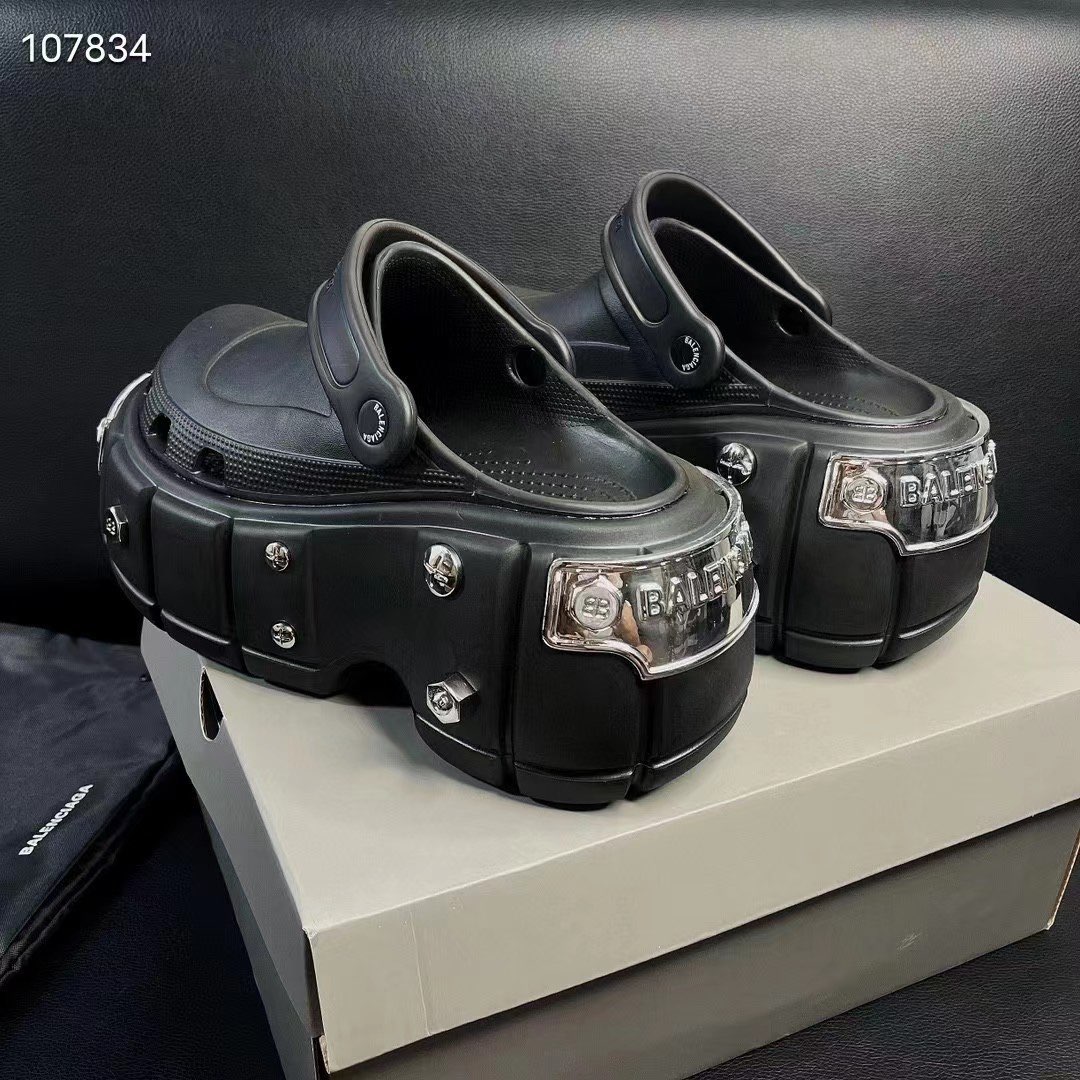 Balenciaga HardCrocs™ Sandal In black Rubber - DopestKickz