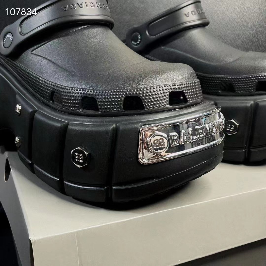 Balenciaga HardCrocs™ Sandal In black Rubber - DopestKickz