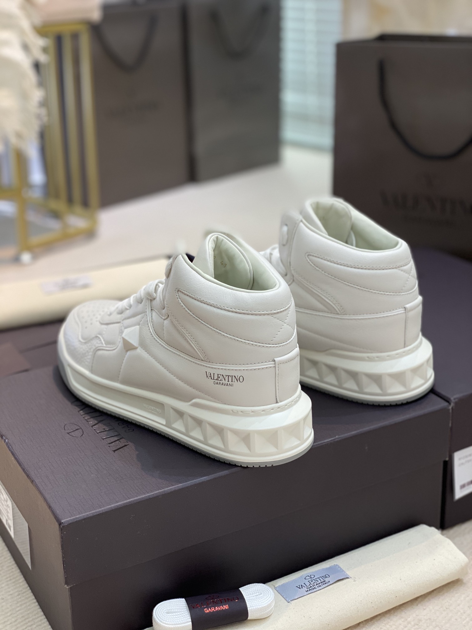 Valenti One Stud Mid-Top Nappa Sneaker - DopestKickz