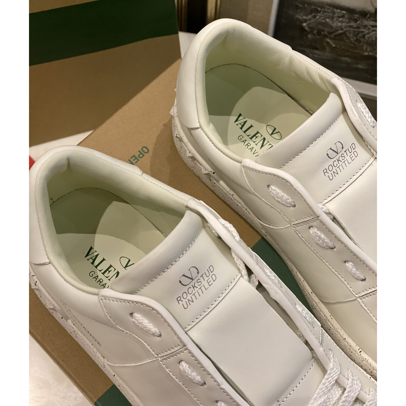 Valenti  Open For A Change Sneaker In Bio-Based Material In White - DopestKickz