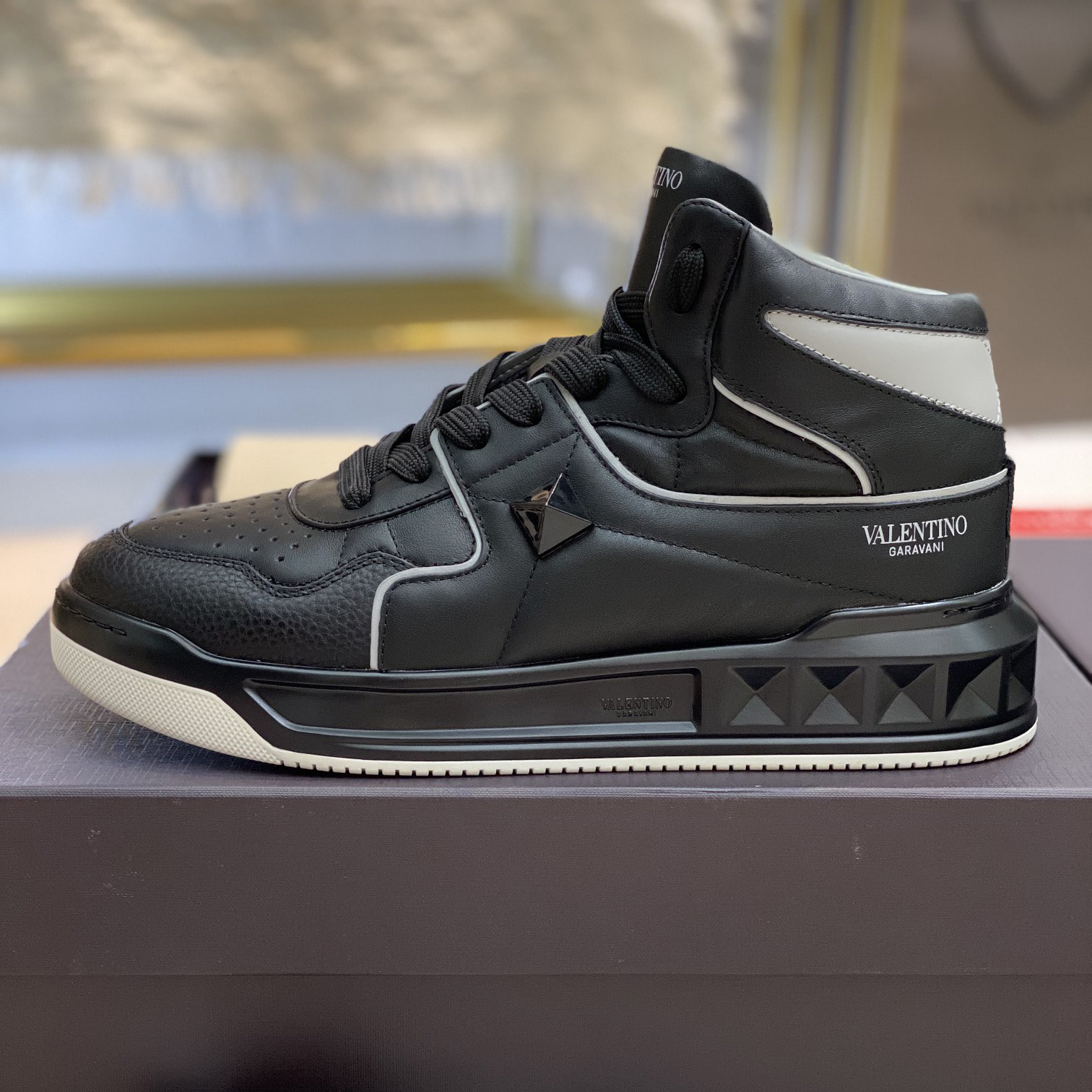 Valenti One Stud Mid-Top Nappa Sneaker - DopestKickz