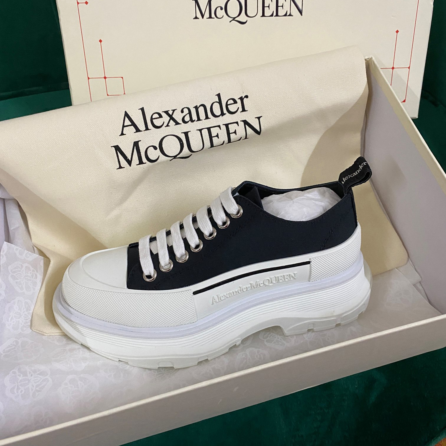 Alexander Mqueen Tread Slick Lace Up in Black/white - DopestKickz