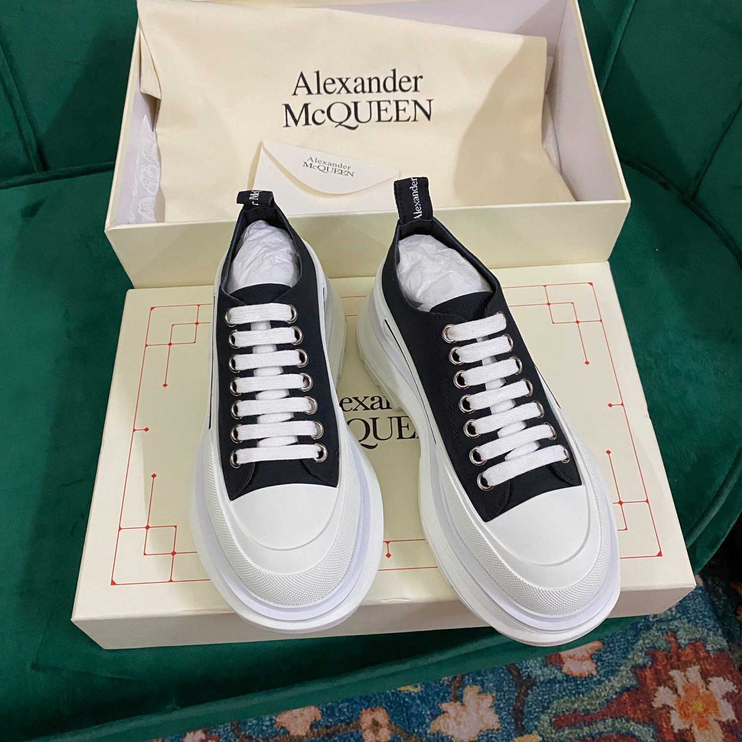 Alexander Mqueen Tread Slick Lace Up in Black/white - DopestKickz