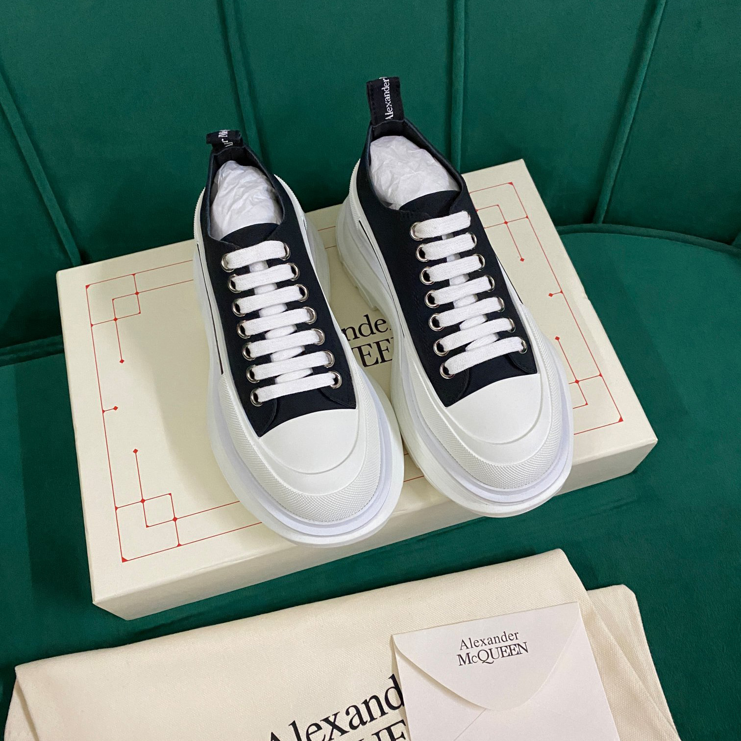 Alexander Mqueen Tread Slick Lace Up in Black/white - DopestKickz