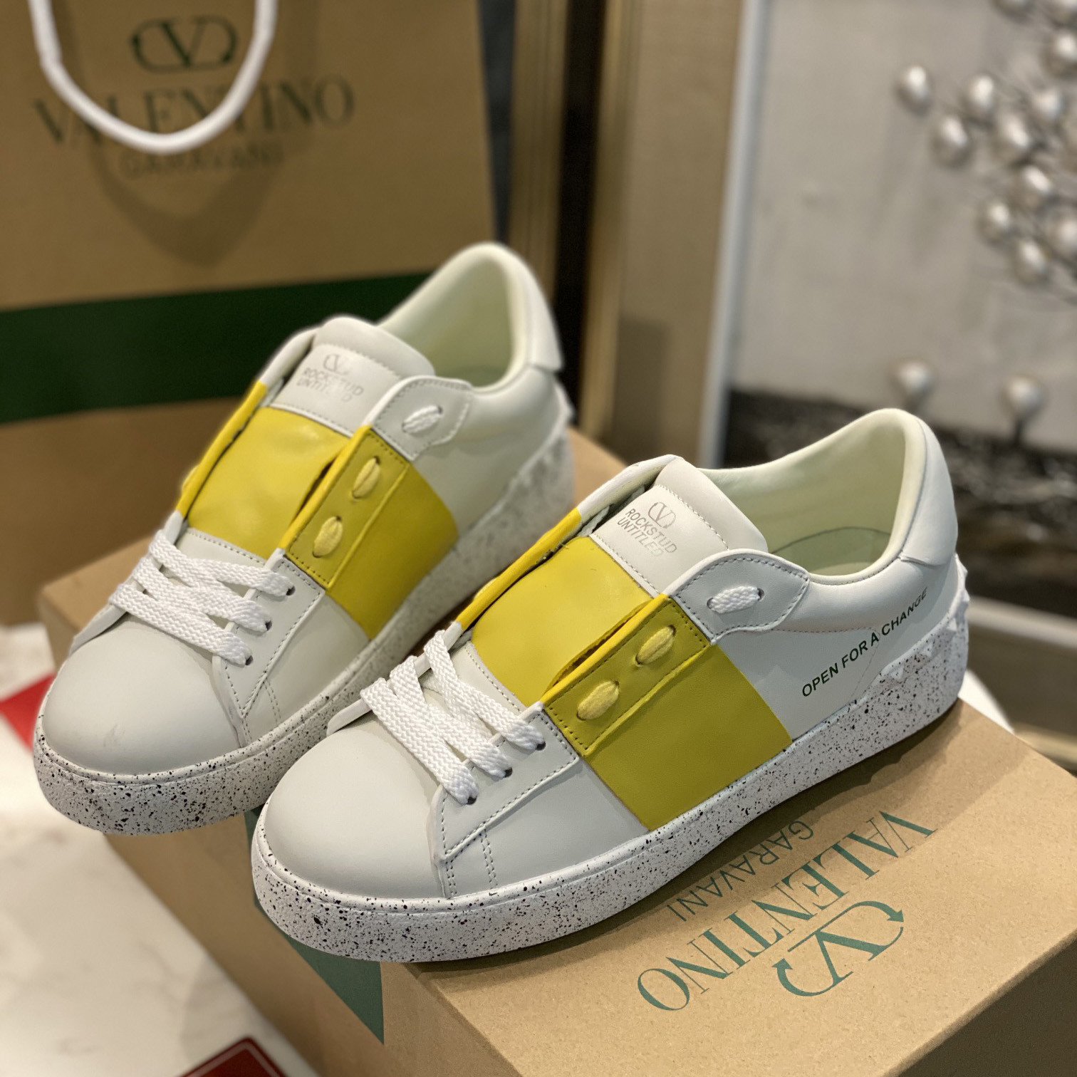 Valenti Open For A Change Sneaker In Bio-Based Material In White/Lemon Cream - DopestKickz