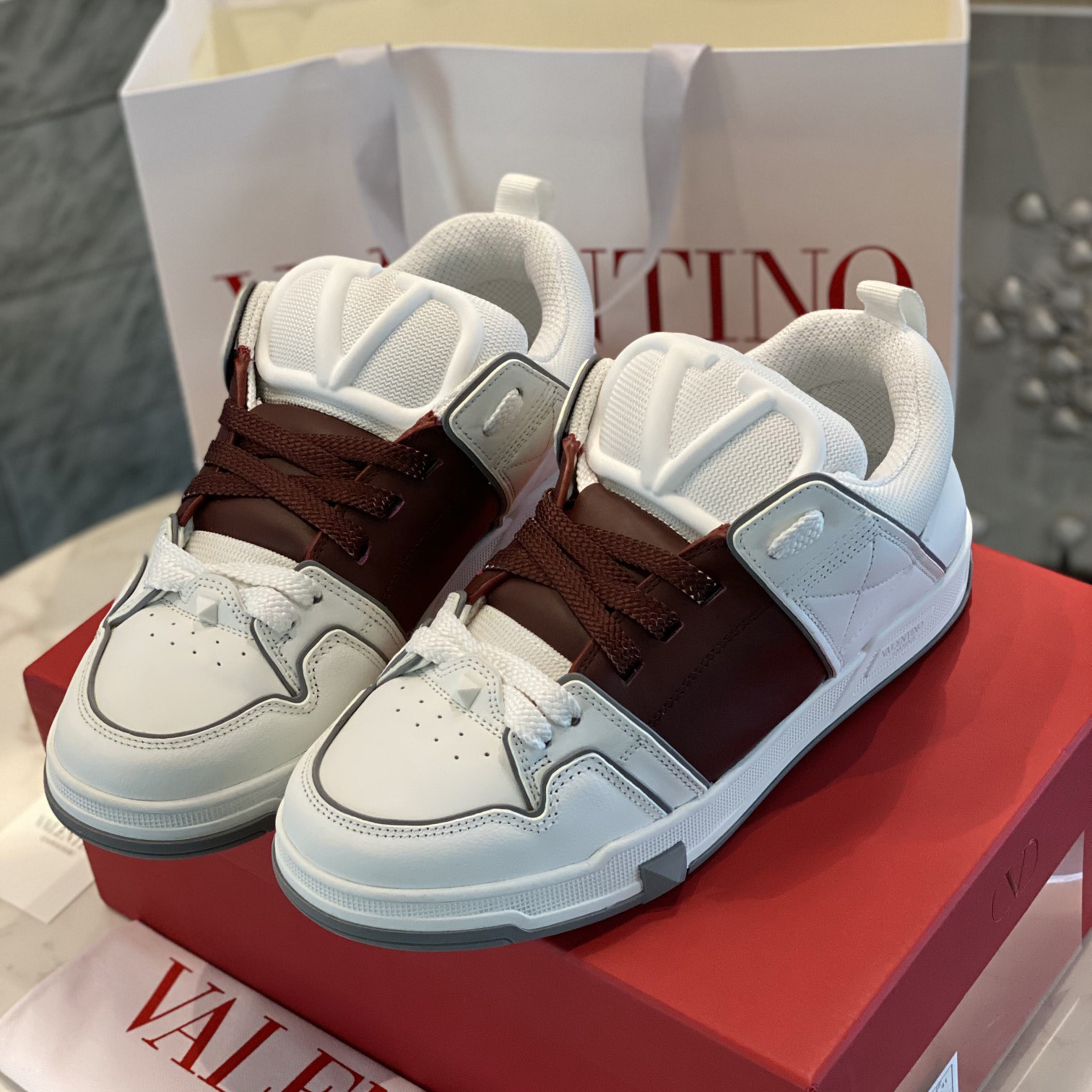 Valenti Open Skate Calfskin And Fabric Sneaker In White/Rubin - DopestKickz