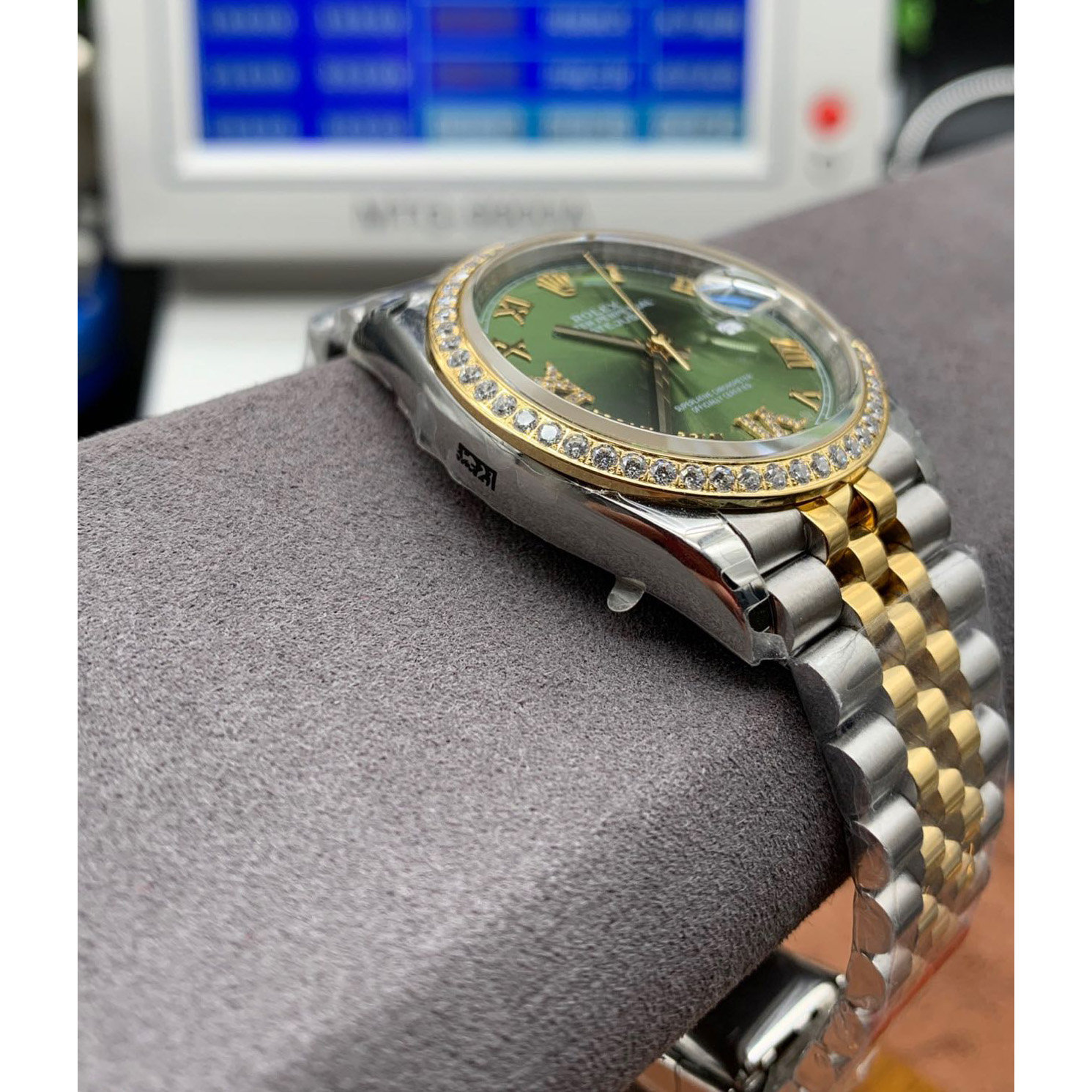 Rolex  Watch  - DopestKickz