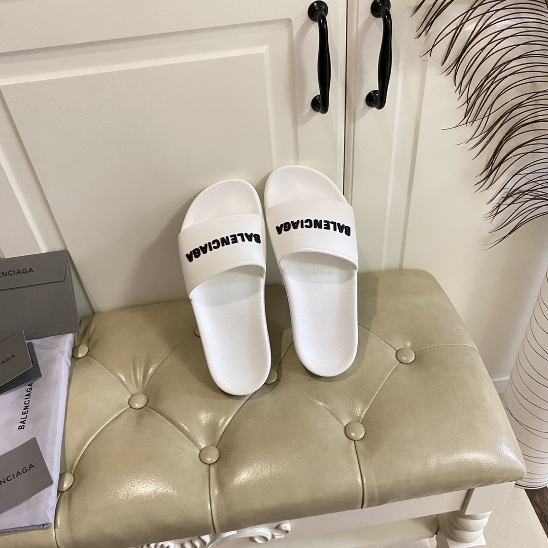 Balenciaga Pool Slide Sandal In White Smooth Rubber With Black 3D Balenciaga Logo - DopestKickz