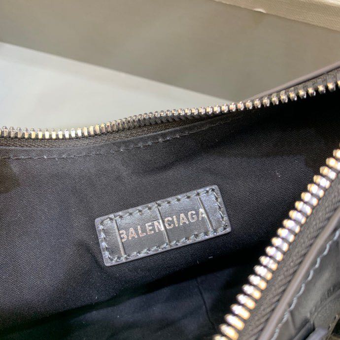 Balenciaga Le Cagole XS Shoulder Bag In Black(26-12-6cm) - DopestKickz