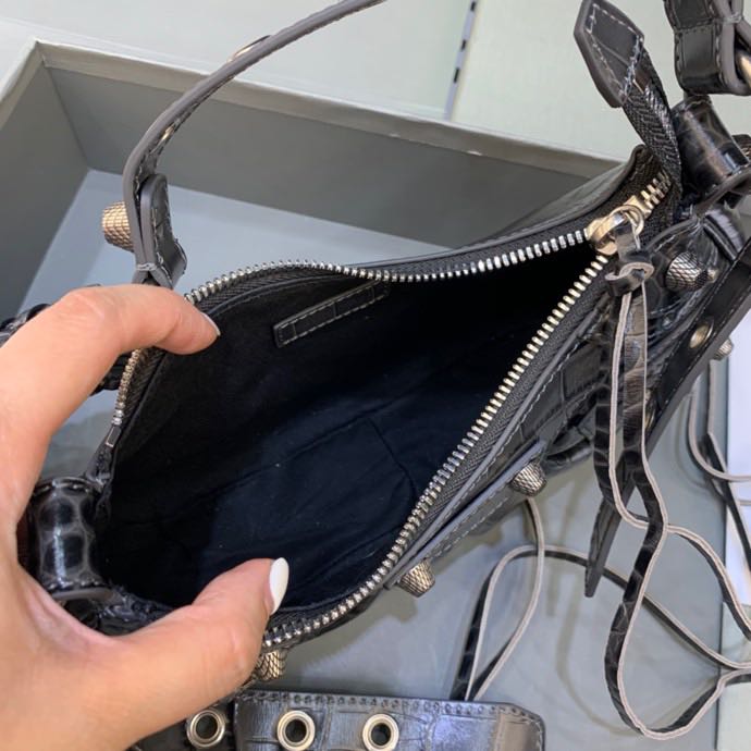 Balenciaga Le Cagole XS Shoulder Bag In Black(26-12-6cm) - DopestKickz