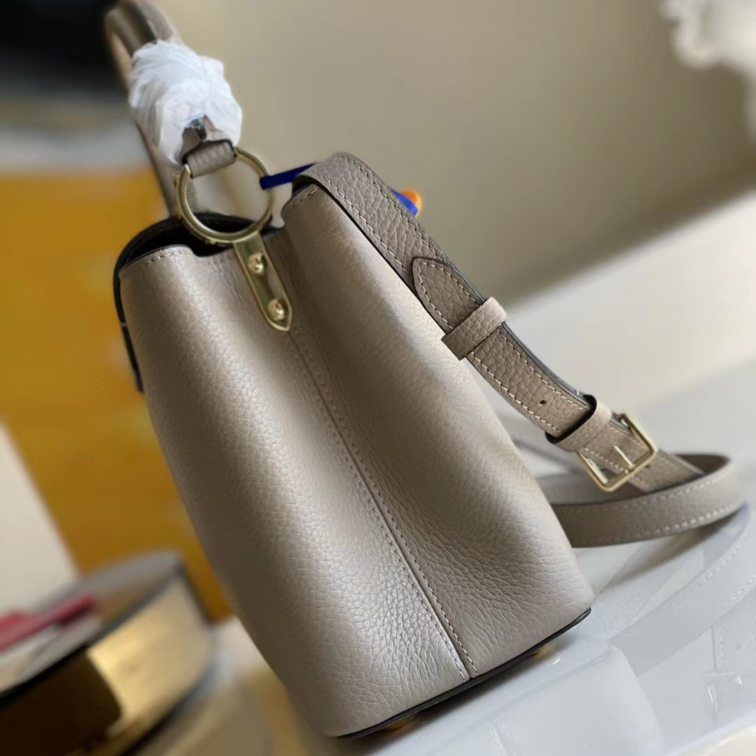 Louis Vuitton Capucines  Handbag (27-18-9 cm) - DopestKickz