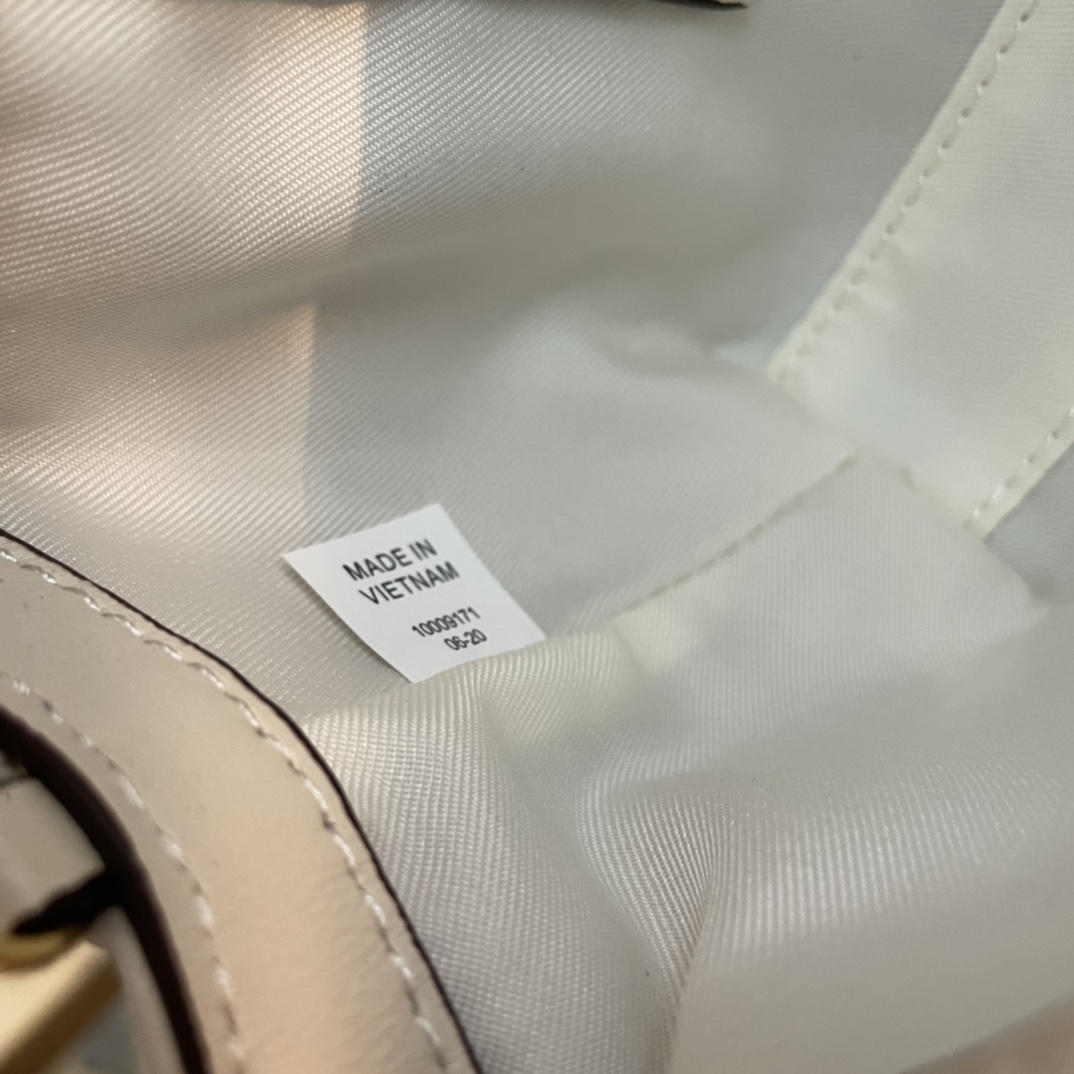 ToryBurch Kira Chevron Convertible Shoulder Bag(18-12.5-5.5cm)  TB316M - DopestKickz