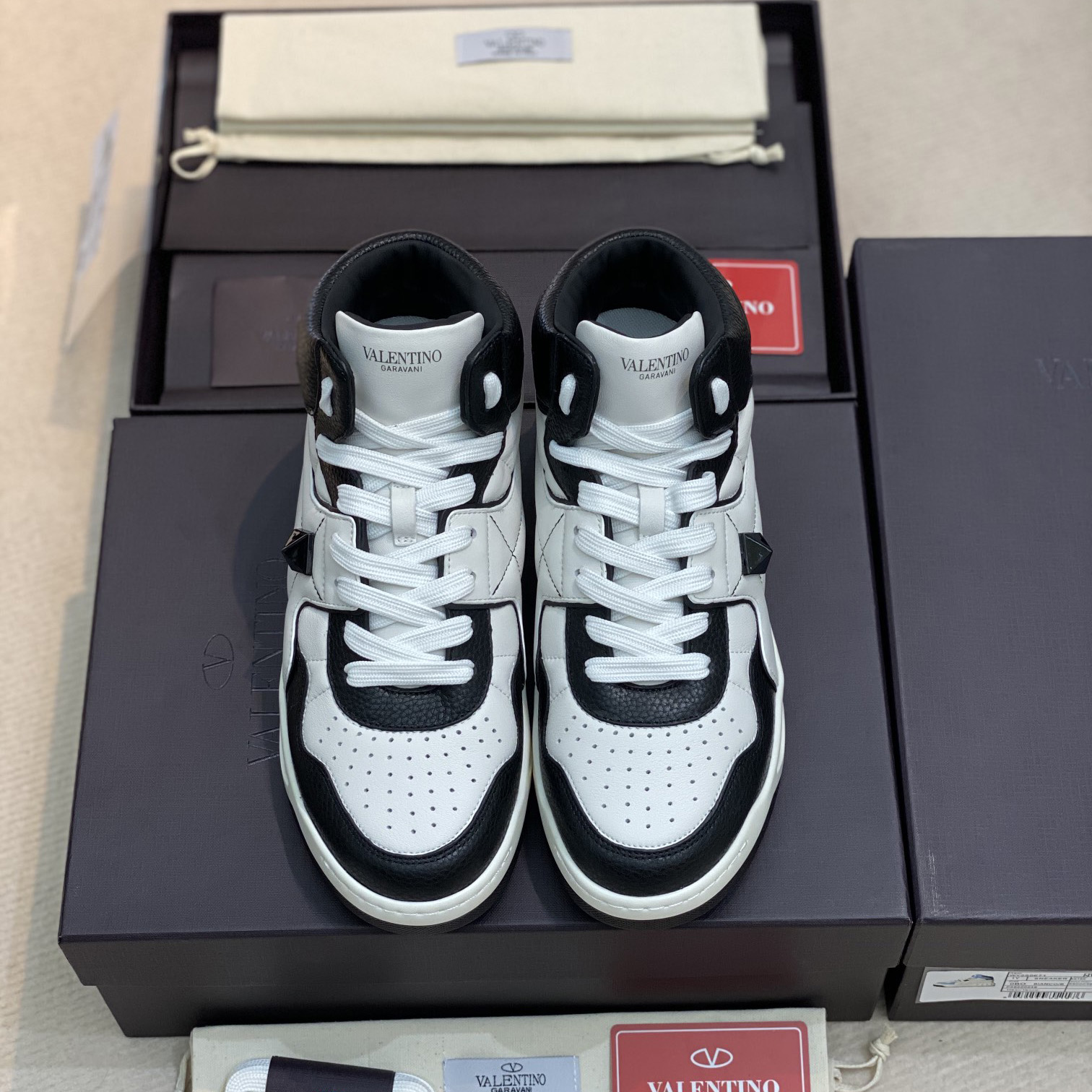 Valenti One Stud Mid-Top Nappa Sneaker - DopestKickz