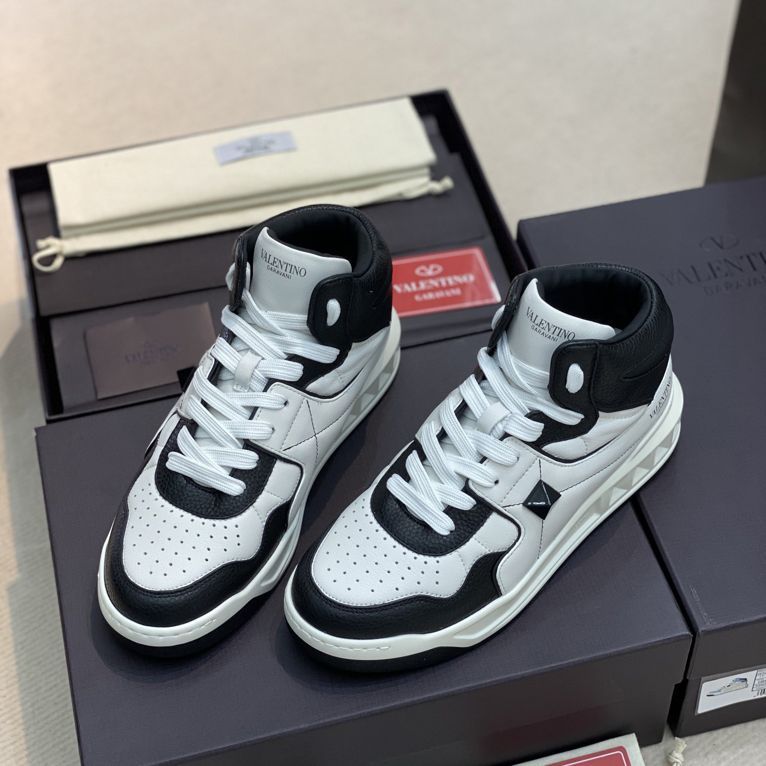 Valenti One Stud Mid-Top Nappa Sneaker - DopestKickz